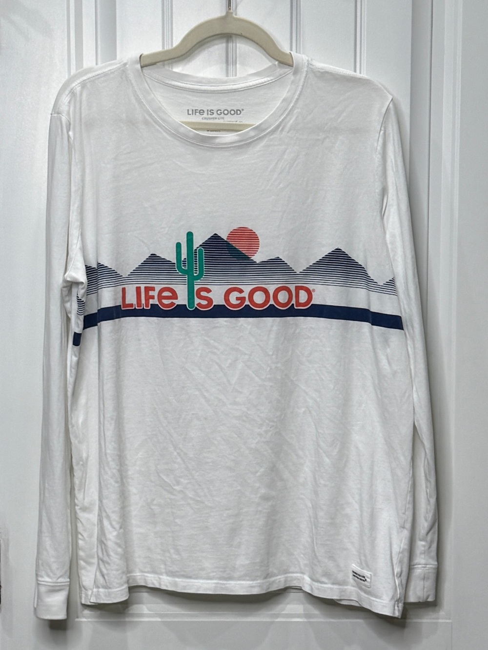 Life Is Good Men’s Size XL 100% Cotton Long Sleeve Crusher Tee EUC